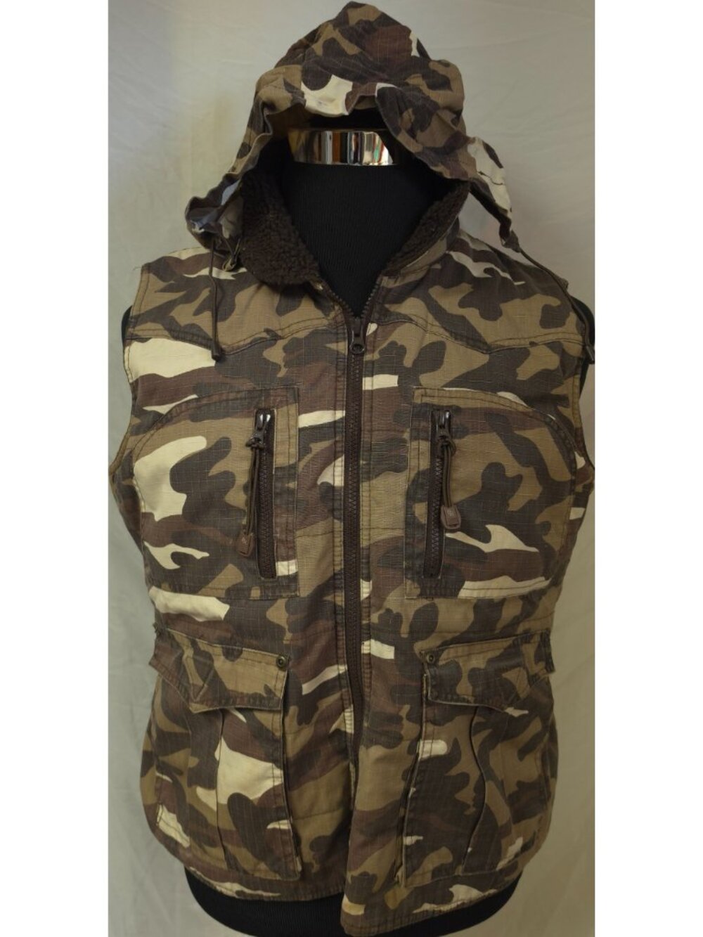 Powder River by Panhandle Slim Womens (L) Hooded Ripstop Insulated Camo Vest